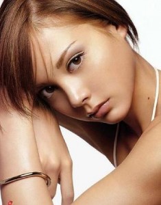 Top 5 Proven and Tested Scents That Attract Men