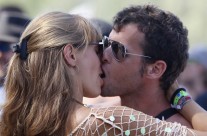 Is a Tongue Kiss Appropriate for First Date